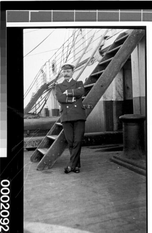 Unidentified merchant marine officer of the White Star Line