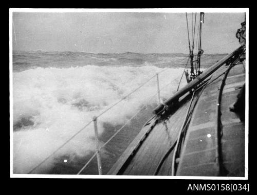 Rough weather during a Sydney to Hobart race