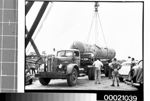 O'Regans heavy boiler lift at Glebe Island