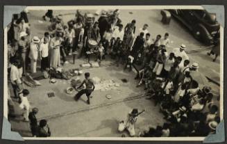 A street performance in Shanghai