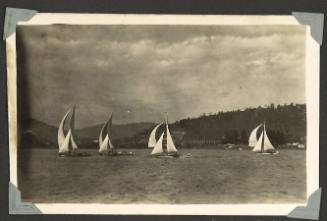 Yachts sailing on the Derwent River
