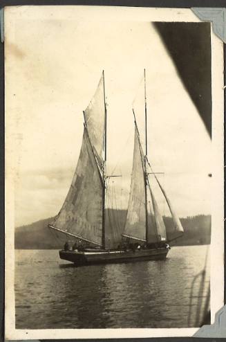 A schooner on the Derwent River