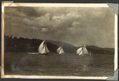 Yachts sailing on the Derwent River