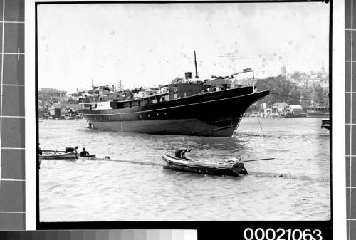 Launching of the pilot steamer CAPTAIN COOK