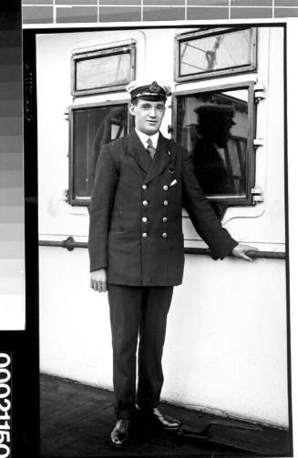 Unidentified merchant marine officer of the White Star Line