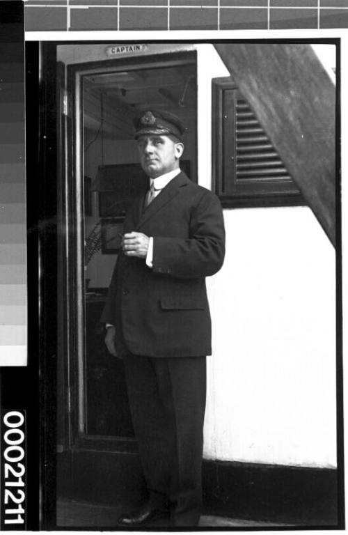 Unidentified merchant marine commander of the White Star Line