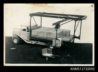 A model of a brick moving truck