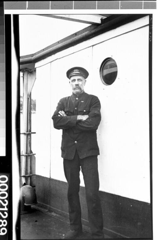 Unidentified merchant marine officer from J M Campbell & Sons, Glasgow