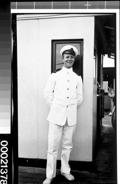 Unidentified merchant marine officer of the White Star Line