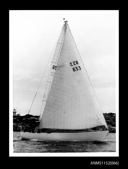 Print depicting large sailing boat BOOMERANG VII