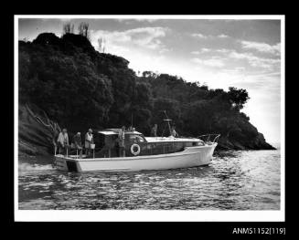 Cabin cruiser NOR' EAST of Auckland