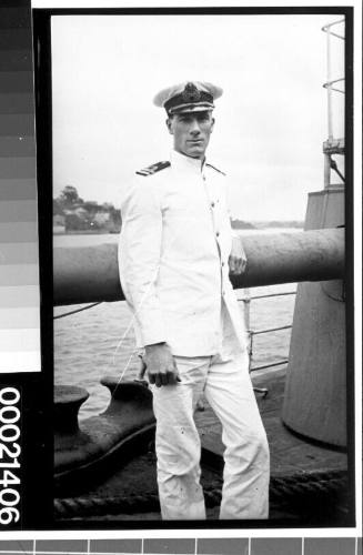 Unidentified merchant marine officer of the White Star Line