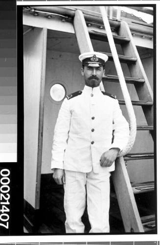 Unidentified merchant marine officer of the White Star Line