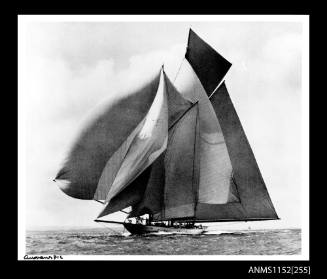 Schooner with gaff topsails