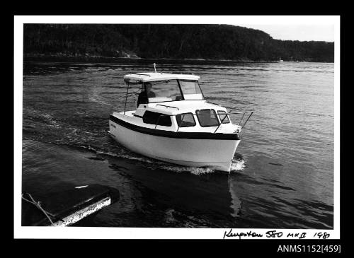 Print of a KINGSTON 580 MKII diesel power half cabin cruiser