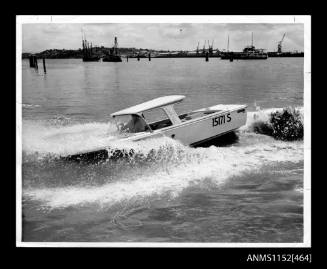 A half cabin power boat 15171 S water-jet powered