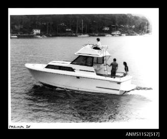 Mariner 28 cabin cruiser