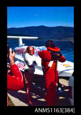 Ken Warby with SPIRIT OF AUSTRALIA on the boat ramp