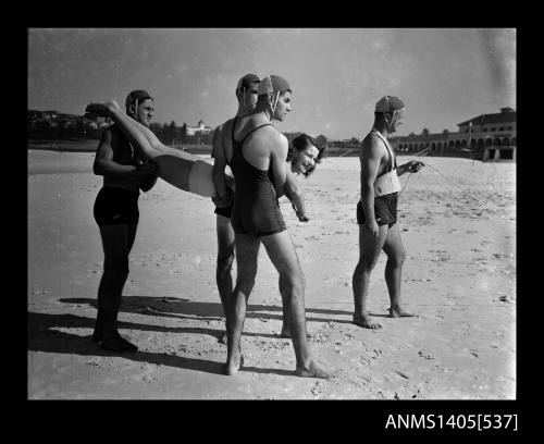 Model Patti Lou Hass and Bondi Beach lifesavers, 5 of 8