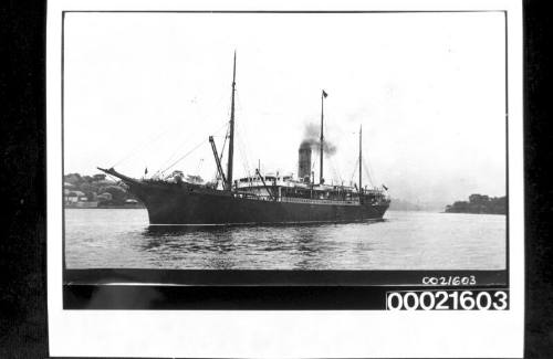 SS SALAMIS, Aberdeen Line, leaving Sydney