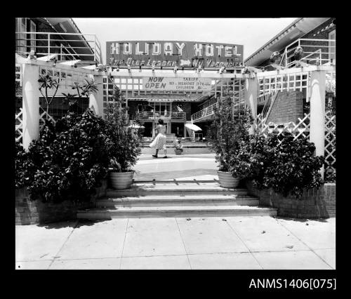 Holiday Hotel entrance