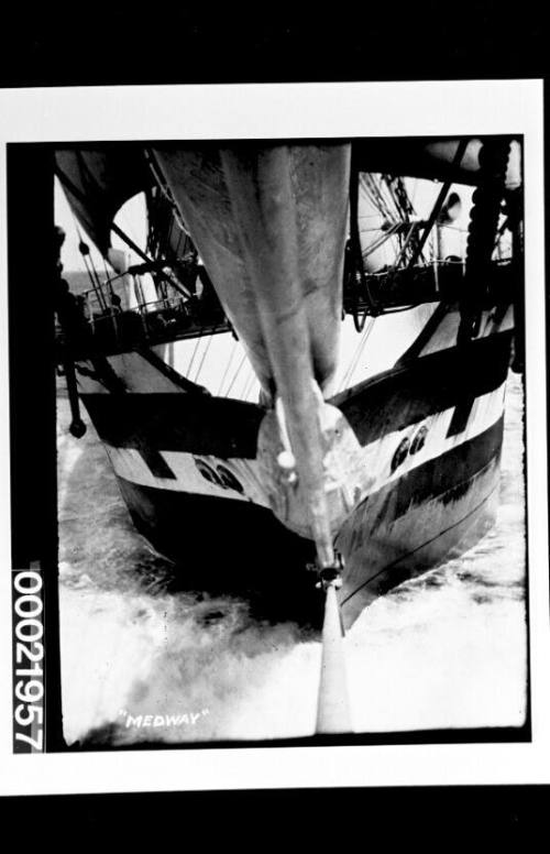 MEDWAY - view from bowsprit