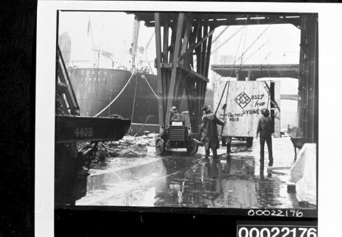 SS ESSEX being loaded/unloaded at  No.19 Wharf, Pyrmont