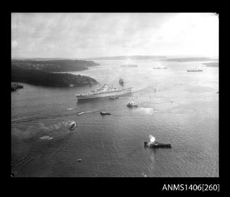 SS ORIANA entering Sydney Harbour