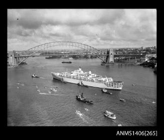 SS ORIANA in Sydney Harbour