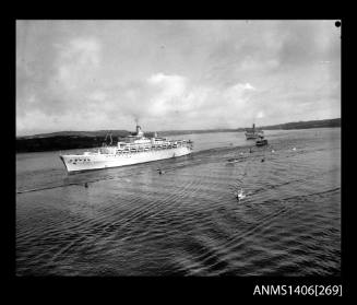 SS ORIANA in Sydney Harbour