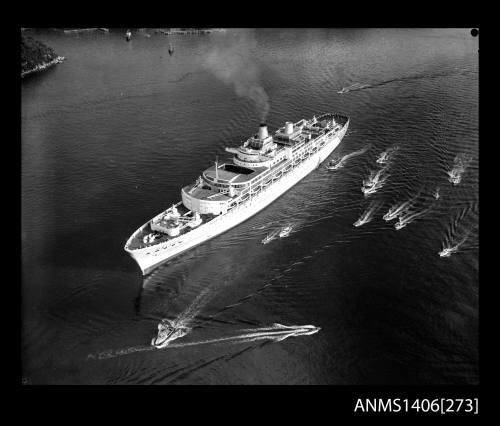 SS ORIANA in Sydney Harbour