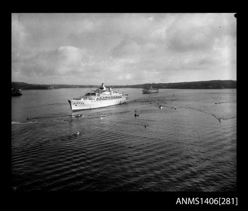 SS ORIANA in Sydney Harbour