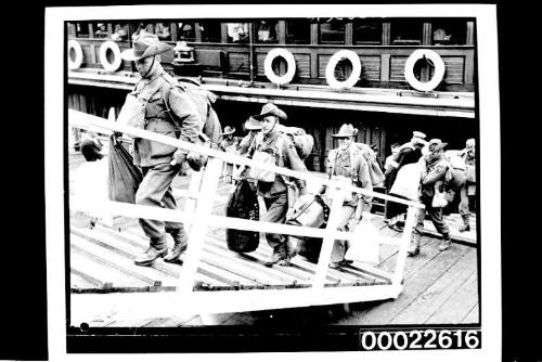 Troops leaving by the AQUITANIA