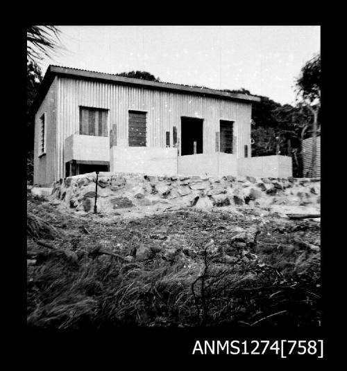 The front of a house on Packe Island