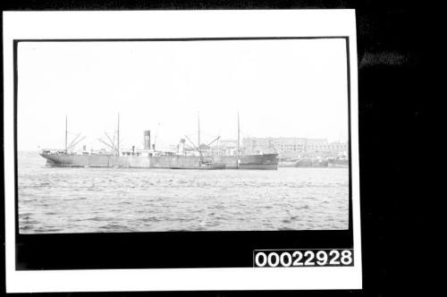 Four-masted steam ship at Pyrmont