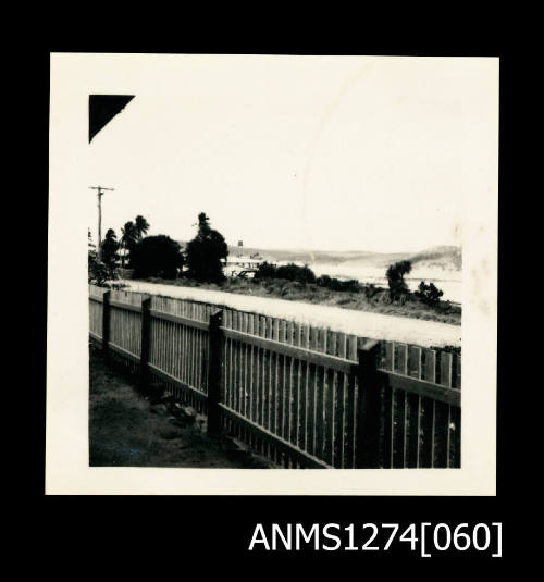 The fence from the house in ANMS1274[052], and the beach, on Packe Island