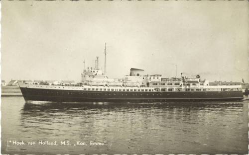 Postcard depicting MS KONINGIN EMMA