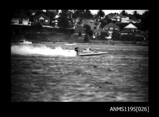 Hen and Chicken Bay Races 1970, outboard catamaran NIPPER QUICK