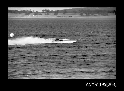 Lake Glenmaggie 1971, unlimited class hydroplane STAMPEDE