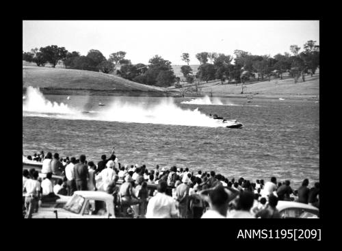 Lake Glenmaggie 1971, unlimited class hydroplane STAMPEDE