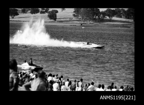 Lake Glenmaggie 1971, unlimited class hydroplane STAMPEDE