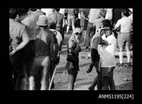 Lake Glenmaggie 1971, spectators