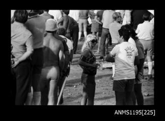 Lake Glenmaggie 1971, spectators