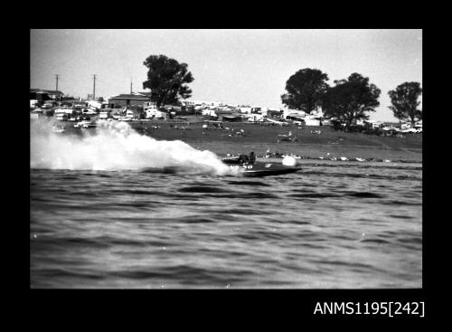 Lake Glenmaggie 1971, unlimited class hydroplane AGGRESSOR