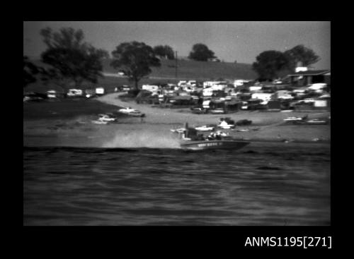 Lake Glenmaggie 1971, SK type inboard drag boat YOGI BEAR