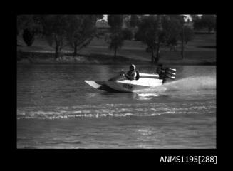 Lake Glenmaggie 1971, outboard catamaran VG78N