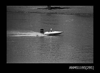 Lake Glenmaggie 1971, outboard skiff BONNIEWIZ