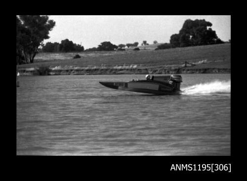 Lake Glenmaggie 1971, picklefork style outboard catamaran TAYLORMAID