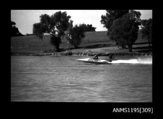 Lake Glenmaggie 1971, outboard catamaran WILD CAT