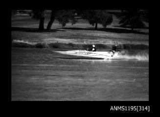 Lake Glenmaggie 1971, outboard catamaran WILD CAT